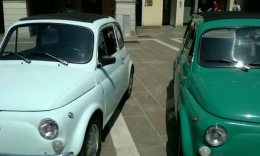 Auto d'epoca in mostra