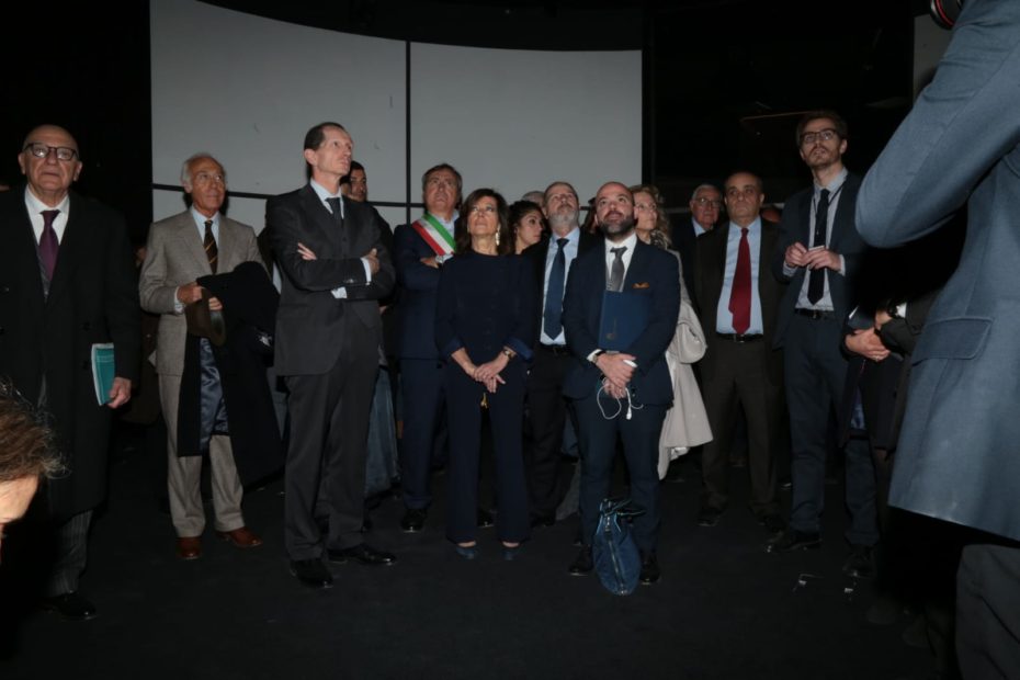 Autorità in visita all'apertura del Museo M9