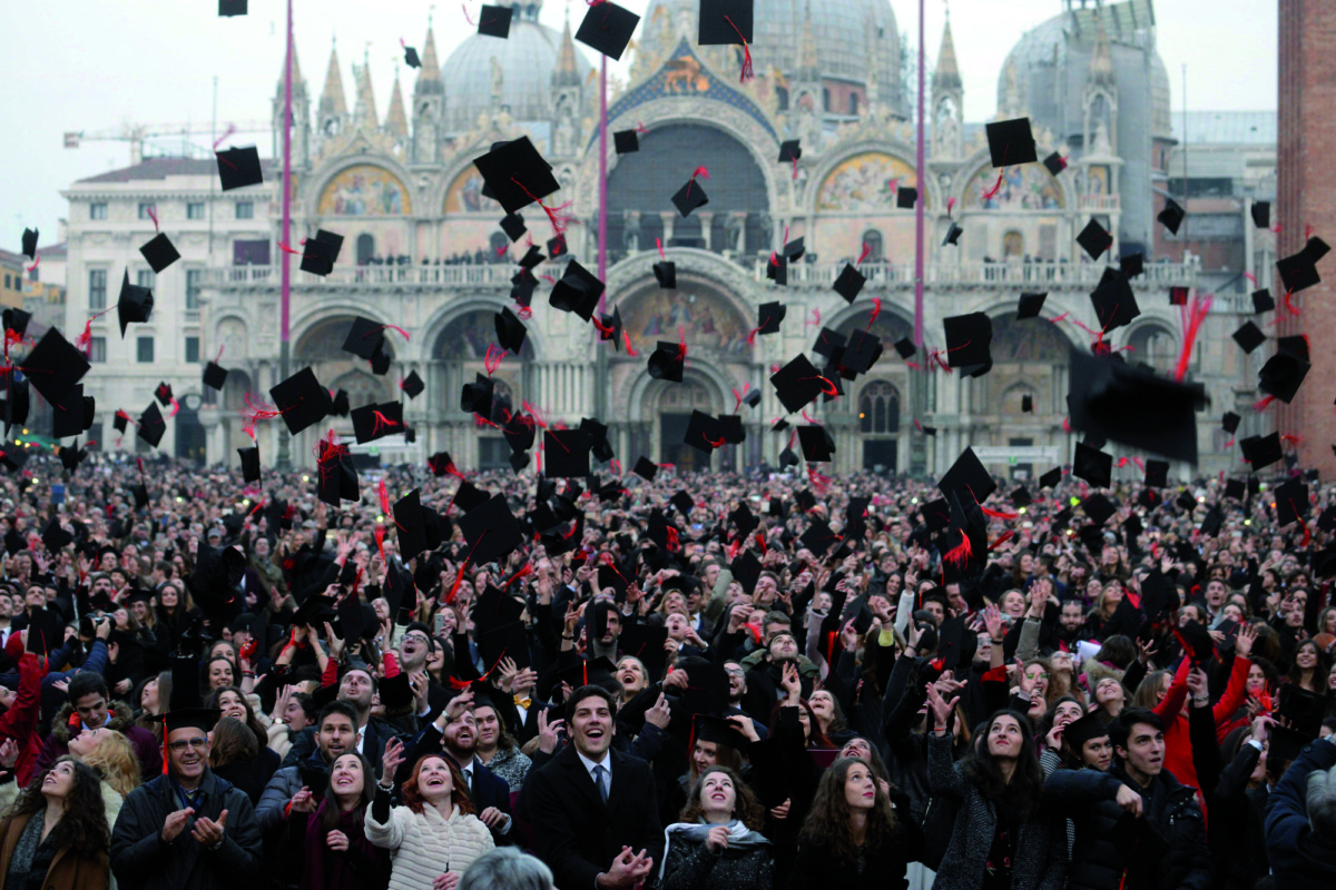 Laurea uguale lavoro? In Europa sì, in Italia meno