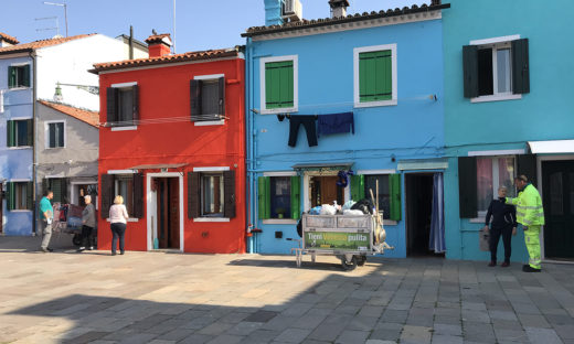 Burano e Mazzorbo: al via la raccolta dei rifiuti porta a porta