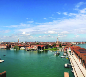 Arsenale: il fascino del mistero, la bellezza e un futuro da costruire