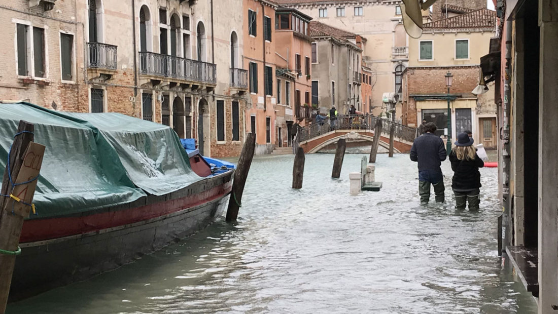 Venezia, domenica 17 novembre: acqua alta raggiunge i 150 cm