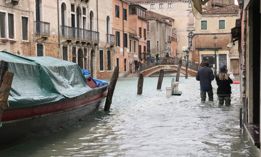 Venezia, domenica 17 novembre: acqua alta raggiunge i 150 cm