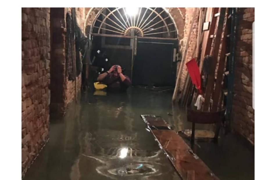 Acqua alta: Video e foto per chiedere un contributo