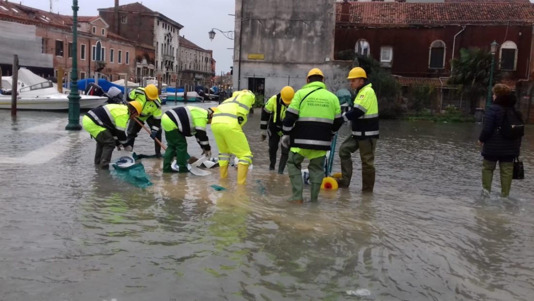 Tutti insieme per rialzarsi al più presto