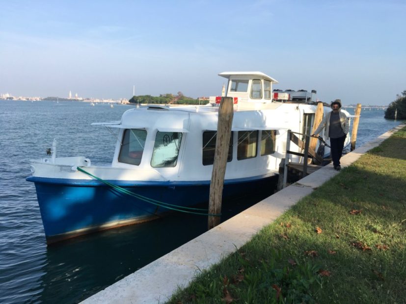 Capitan Bragadin ha perso la testa. Ma resterà "Vaporetto dell'Immaginario"