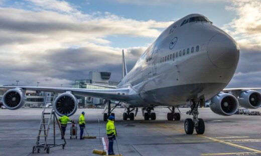 Covid: in Italia tamponi obbligatori per chi arriva dalla Cina