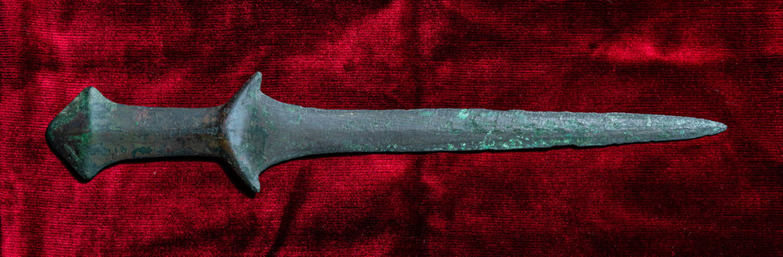 Una spada rispunta a Venezia: è una delle più antiche al mondo
