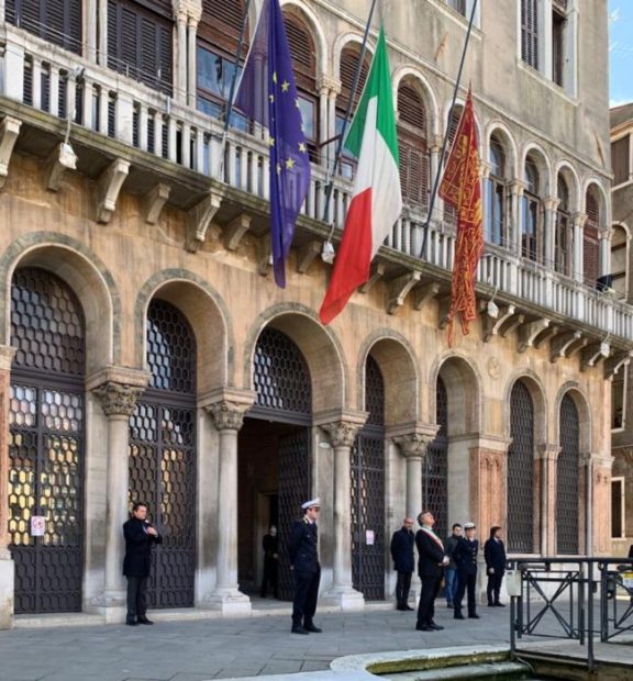 Venezia, 31 marzo 2020: ore 12. Un minuto di silenzio per rendere omaggio alle vittime del Coronavirus