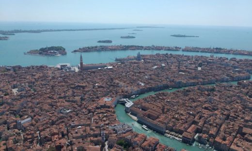 Residenzialità a Venezia: le case dei turisti agli studenti