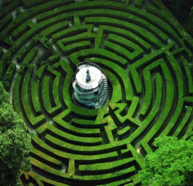 Il fascino e il mistero dei labirinti. Perdersi per ritrovarsi