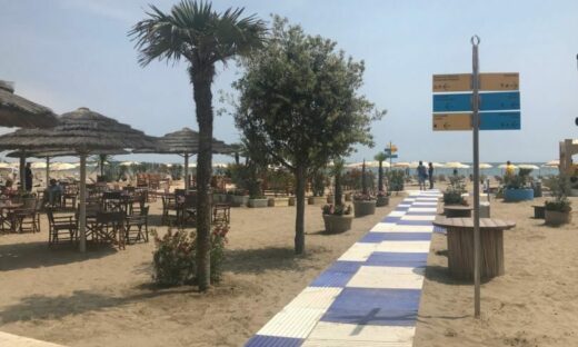 Spiagge: apre al Lido di Venezia il Blue Moon