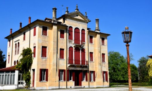 Luoghi del cuore: la scalata di Villa Albrizzi Franchetti, di Preganziol