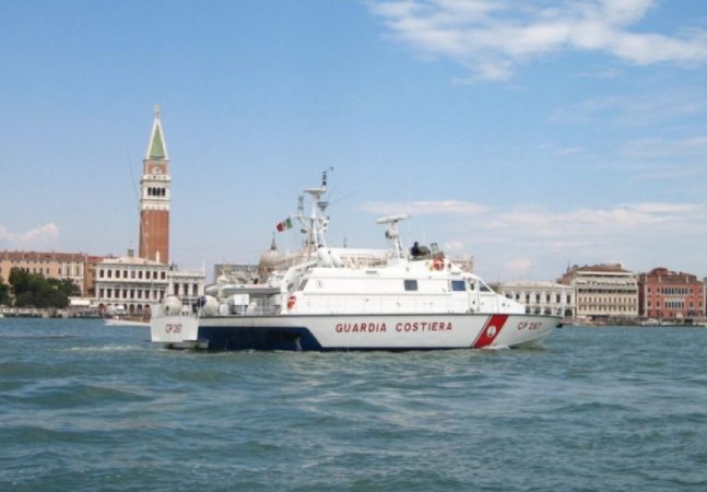 Mezzi della Guardia Costiera di Venezia in Bacino San Marco