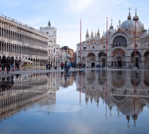 Acqua alta eccezionale: dall'emergenza alla rinascita