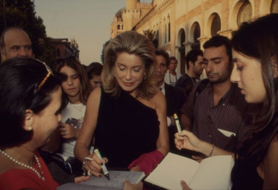 Catherine Deneuve interprete LE VENT DE LA NUIT - Foto Asac - 1999