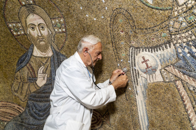 I lavori sui mosaici della Basilica di Torcello