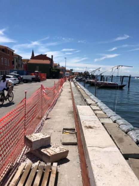 Pellestrina ripristino muro di protezione