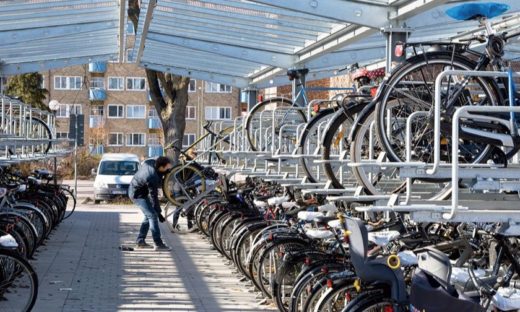 Biciclette su due piani, servizi integrati. A Mestre il primo stallo "intelligente"