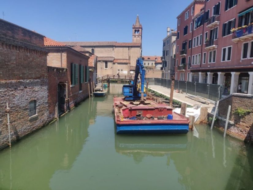 Venezia:  quasi ultimato lo scavo dei rii in umido. Ora lavori  a secco su alcune rive