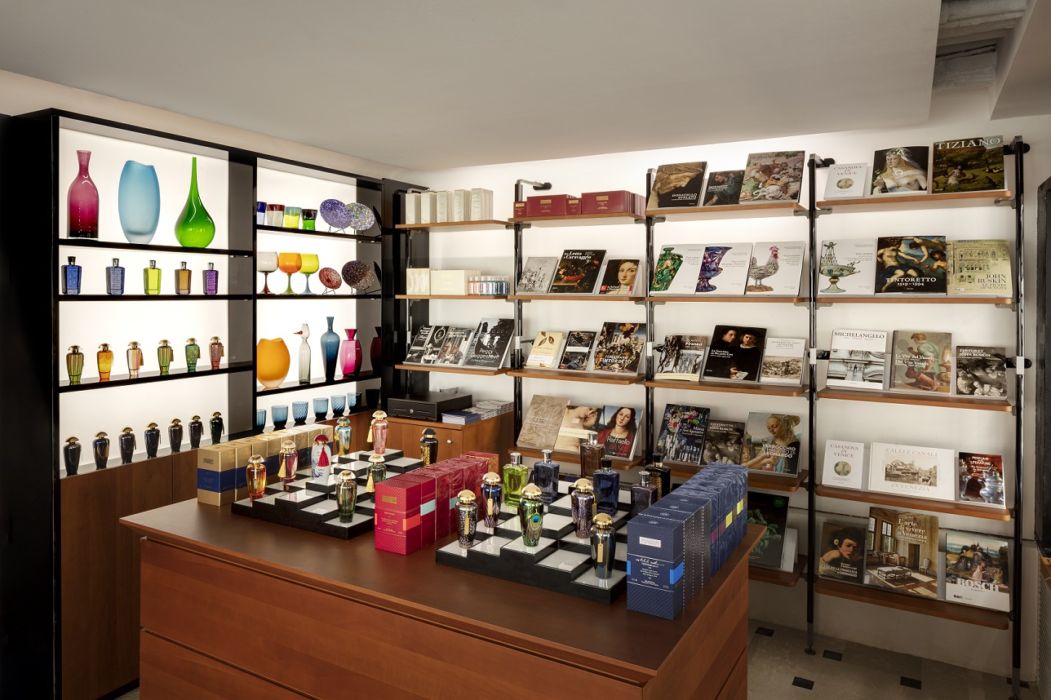 Bottega Cini