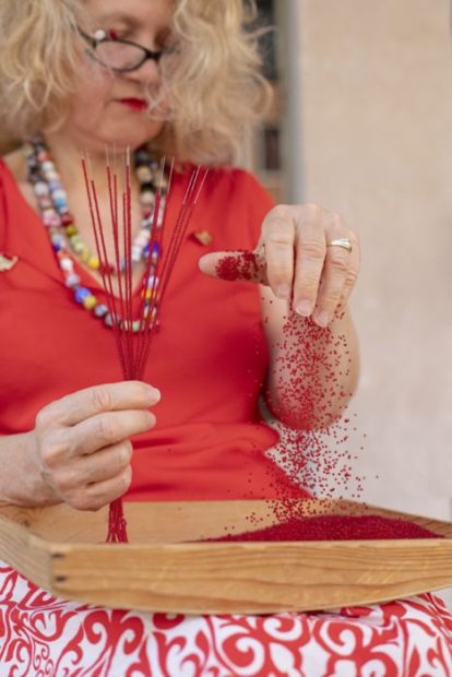 L'impiraressa Marisa Convento al lavoro