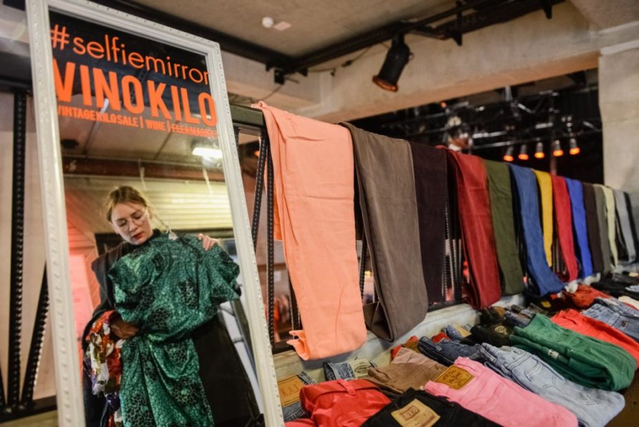 A Venezia la moda rigenerata si vende al chilo