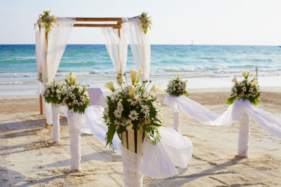 Matrimonio in spiaggia: la nuova tendenza con validità legale