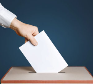 Elezioni 2022: parte degli italiani è già alle urne