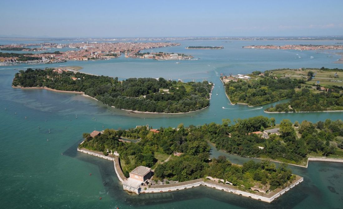 isola SantAndrea