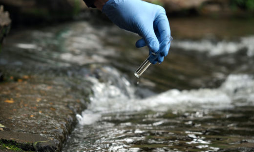 Virus: la prevenzione dalle acque reflue. A Londra tracce di polio
