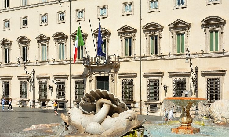 Decreto bollette: oltre 5 miliardi di benefici per famiglie e imprese