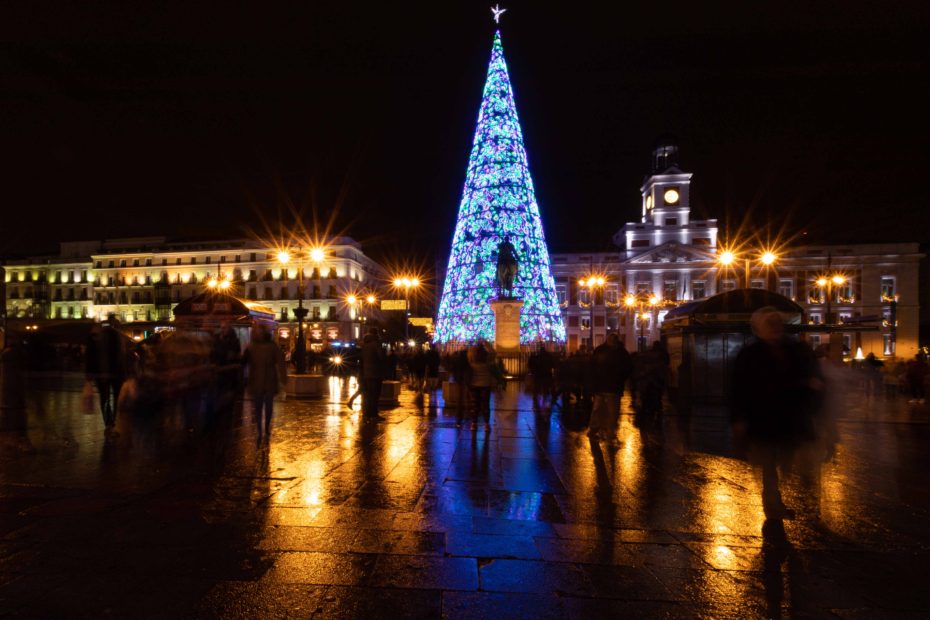 Plaza del Sol a Natale, Madrid, 2018 italiani all'estero