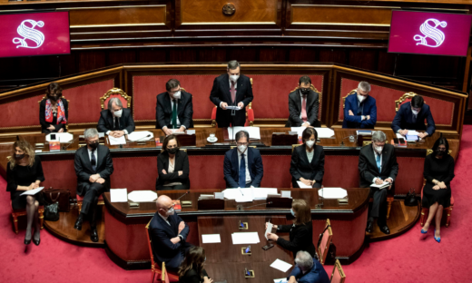 Bollette. Tra 5 e 7 miliardi dal Governo contro i rincari. I comuni spengono le luci