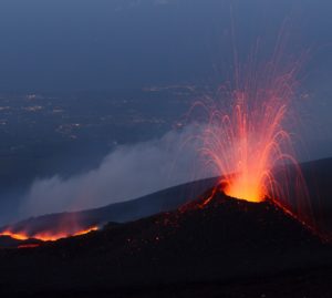 Etna: spettacolare risveglio, ma si sta già tornando alla normalità