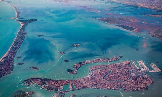 Da tutto il mondo auguri Venezia!