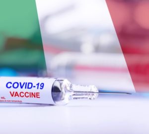 Vaccini italiani: arriva Takis. ReiThera passa alla fase 2