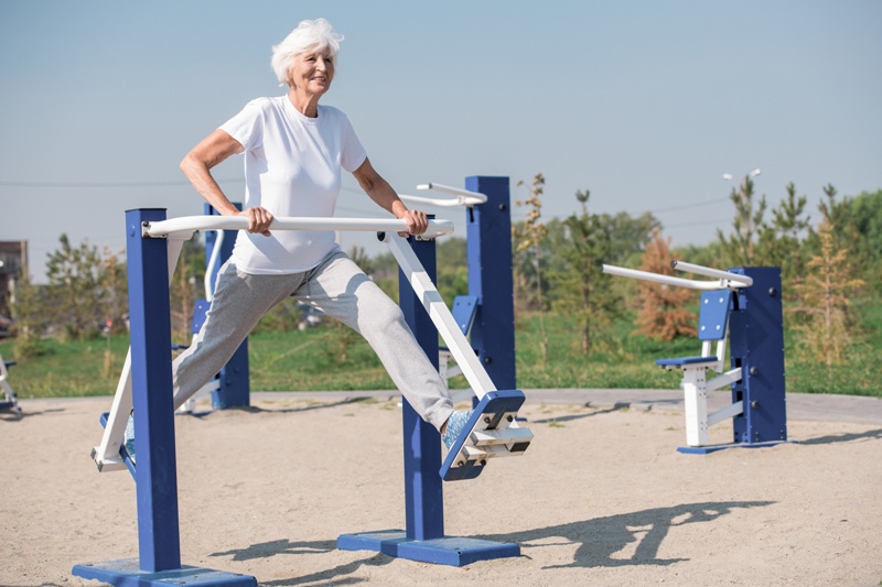 Anziani: più socialita' e meno sedentarietà grazie alle aree verdi attrezzate