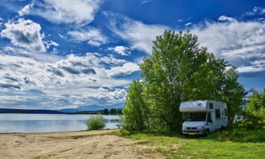 Estate 2021: crescono le richieste per vacanze in camper