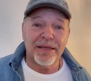 Vasco Rossi ai detenuti: «Date un senso a questa situazione»