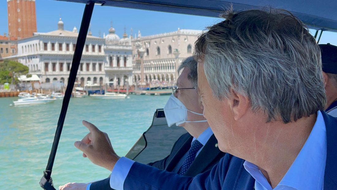 Grandi navi: il sopralluogo del ministro Giovannini a Venezia