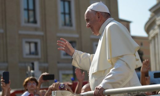 Papa Francesco: «Le suocere? Non sono il diavolo»