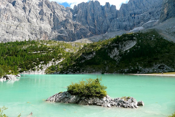 L’Unesco lancia l’allarme per il lago del Sorapis