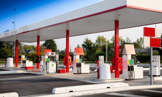 Addio alla benzina “rossa”: stop anche in Algeria