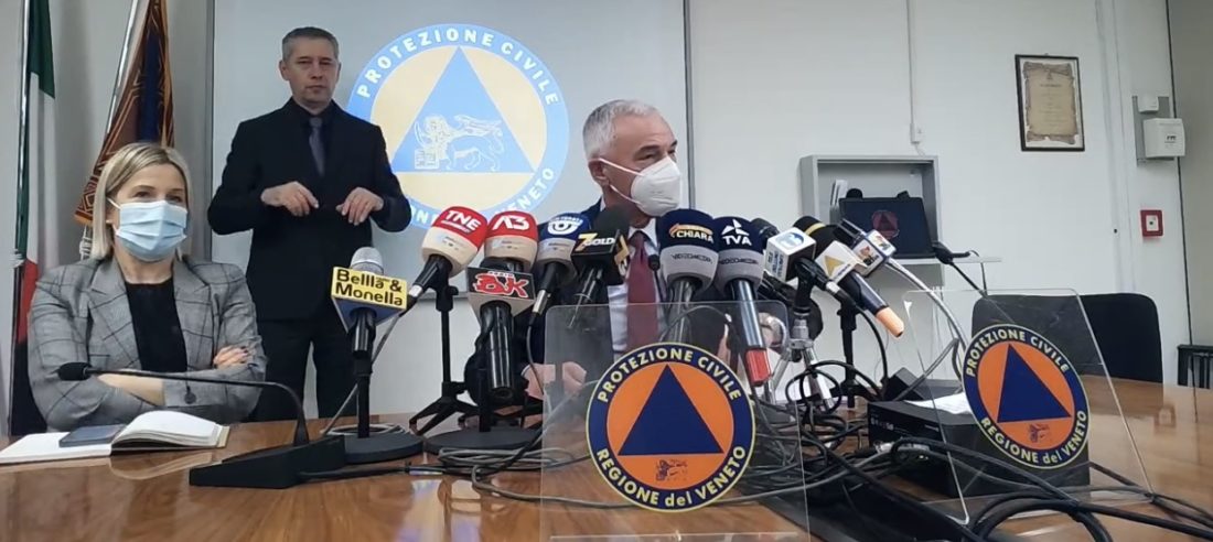 Il presidente Aifa Palù: con vaccini e monoclonali potremo risolvere il problema-Covid