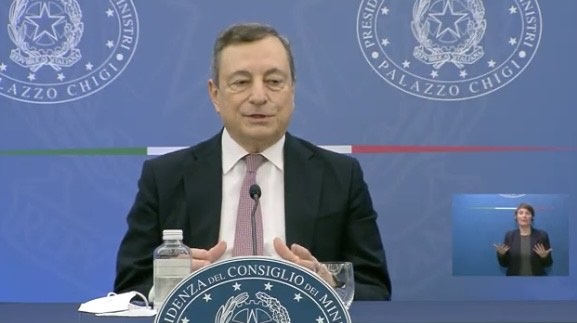 Crisi Governo: appello di più di 1000 sindaci a Draghi