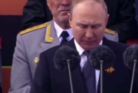 Putin: “Non si ripeta l'orrore di una guerra globale”