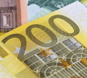 Autocertificazione bonus 200 euro. Chi deve presentarla