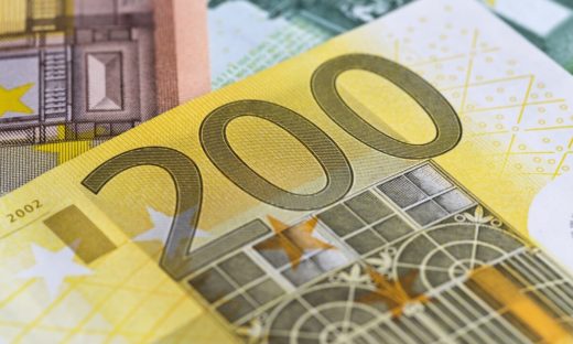Autocertificazione bonus 200 euro. Chi deve presentarla