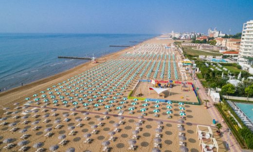 Vacanze a Jesolo: risolto il paradosso dell'ombrellone. Ecco i buoni spesa